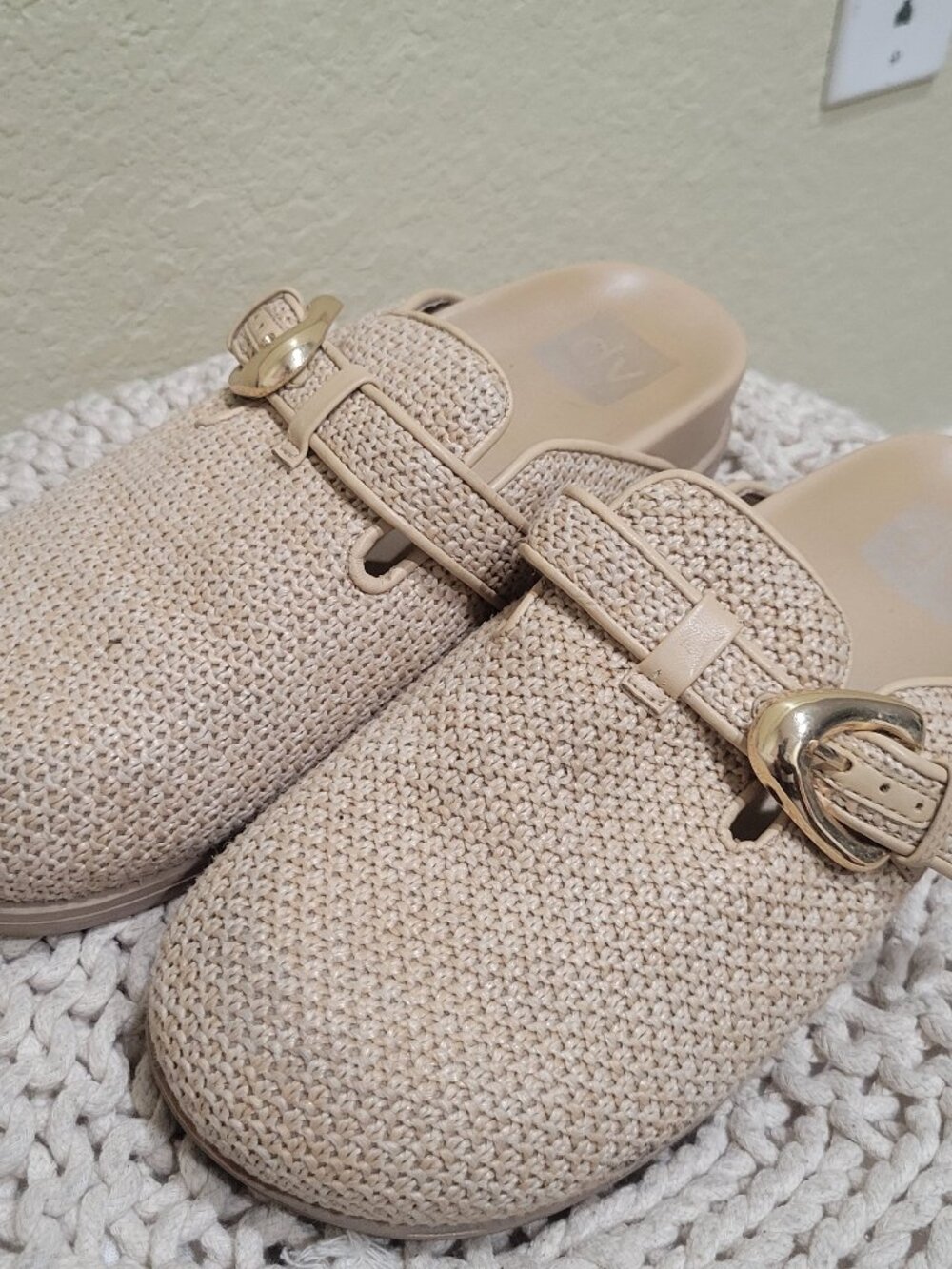Clog shoes